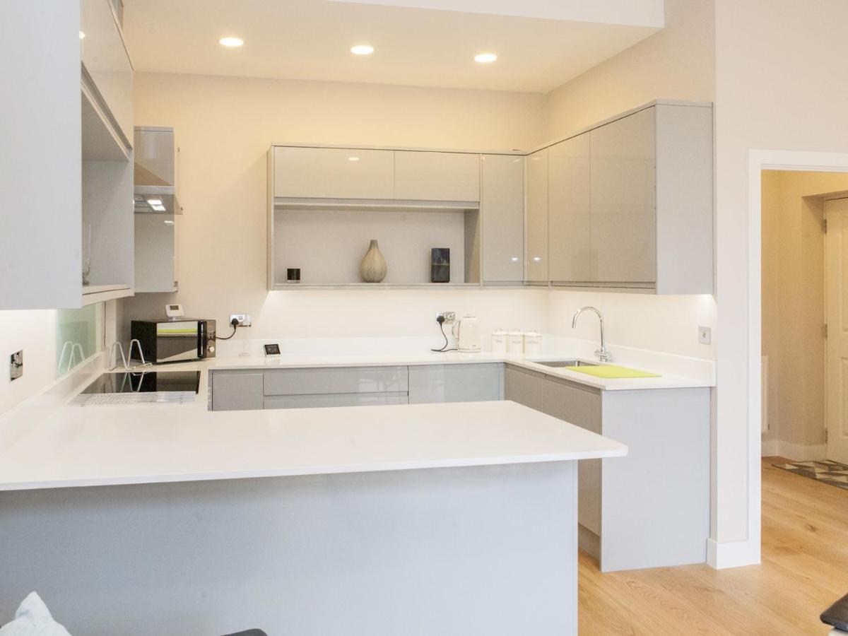 Pass The Keys - Spacious Flat With Private Sun Terrace In South East 런던 외부 사진