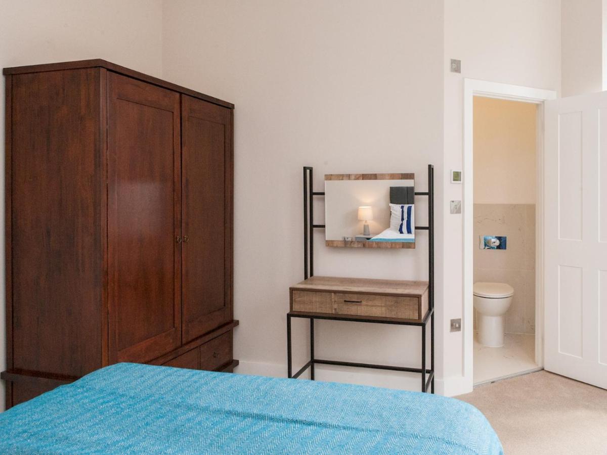 Pass The Keys - Spacious Flat With Private Sun Terrace In South East 런던 외부 사진
