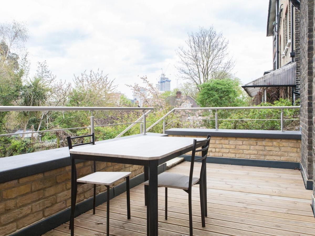 Pass The Keys - Spacious Flat With Private Sun Terrace In South East 런던 외부 사진